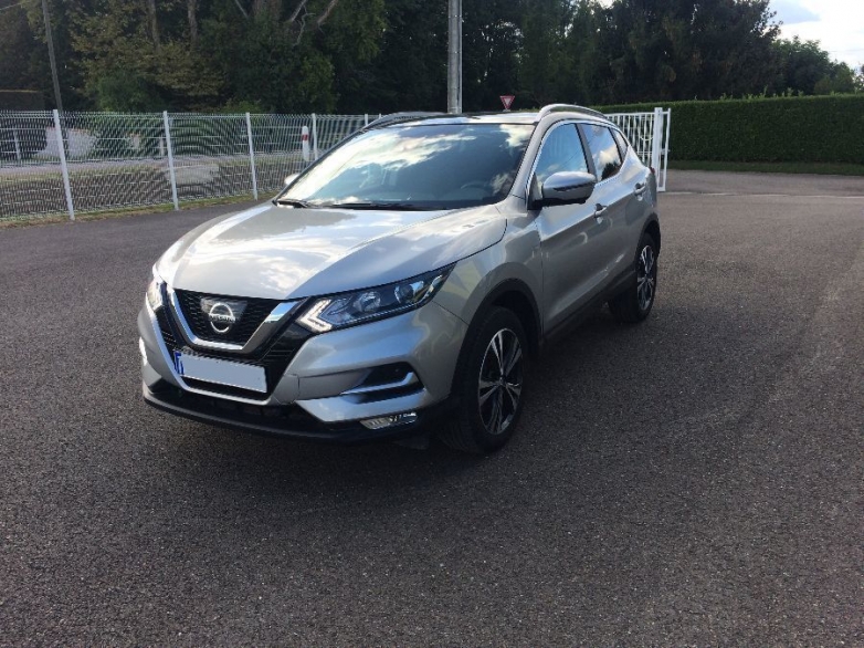 NISSAN QASHQAI 1.5 BLUEDCI 115 N-CONNECTA photo NISSAN QASHQAI 1.5 BLUEDCI 115 N-CONNECTA