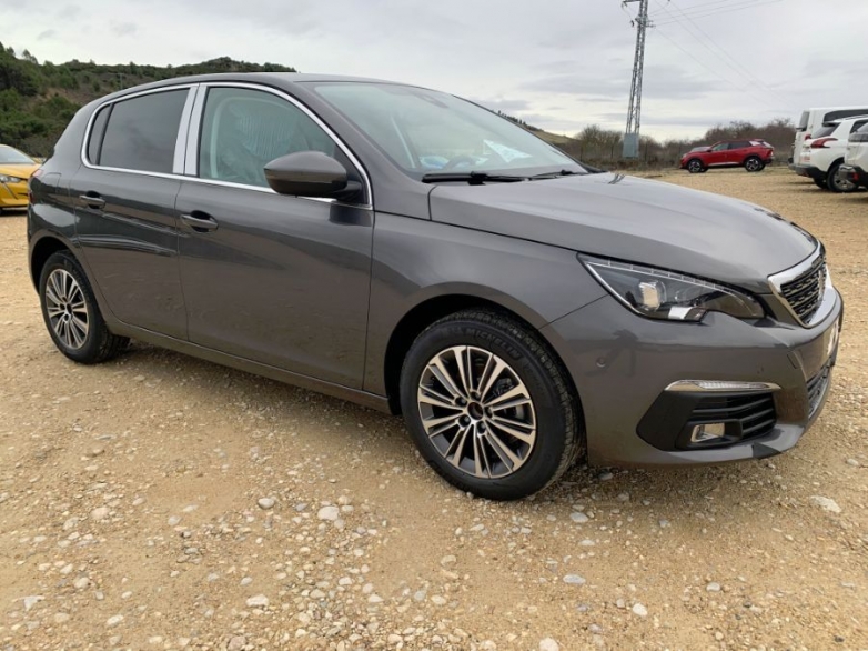 PEUGEOT 308 FACELIFT ALLURE PACK 1.5 BLUEHDI 130CH photo PEUGEOT 308 FACELIFT ALLURE PACK 1.5 BLUEHDI 130CH
